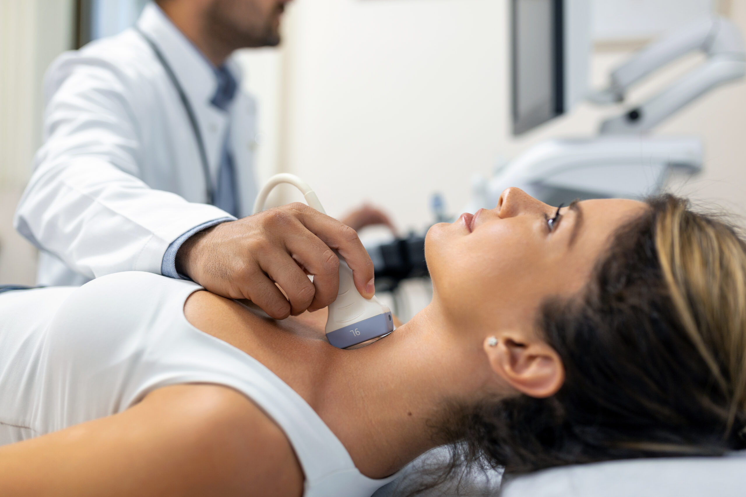 tyroid ultrasound scanner at modern clinic
